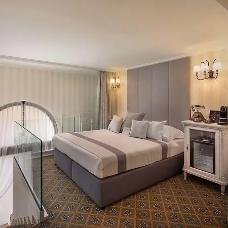 Mystery Budapest, Preferred & מלון 5*