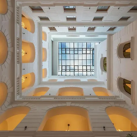 فندق Mystery Budapest, Preferred &