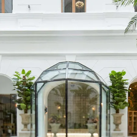 Mystery Budapest, Preferred & 5*