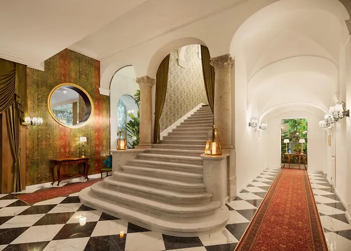 Mystery Budapest, Preferred & 5*