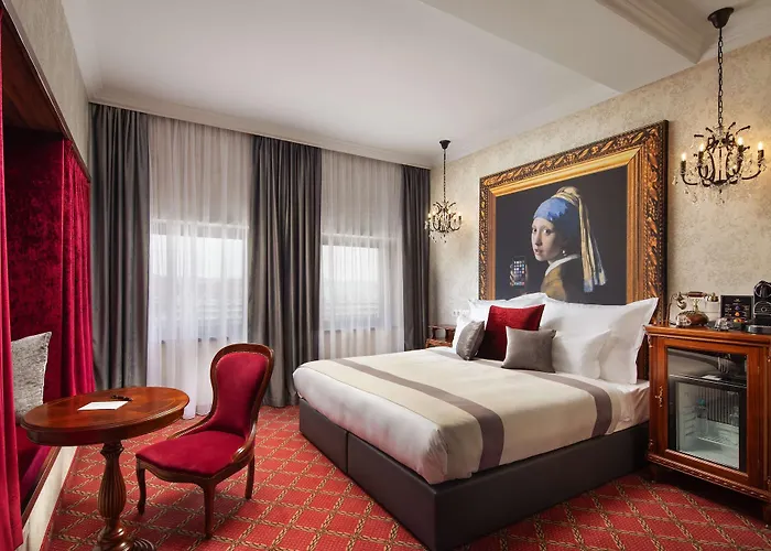 Mystery Budapest, Preferred & 5*