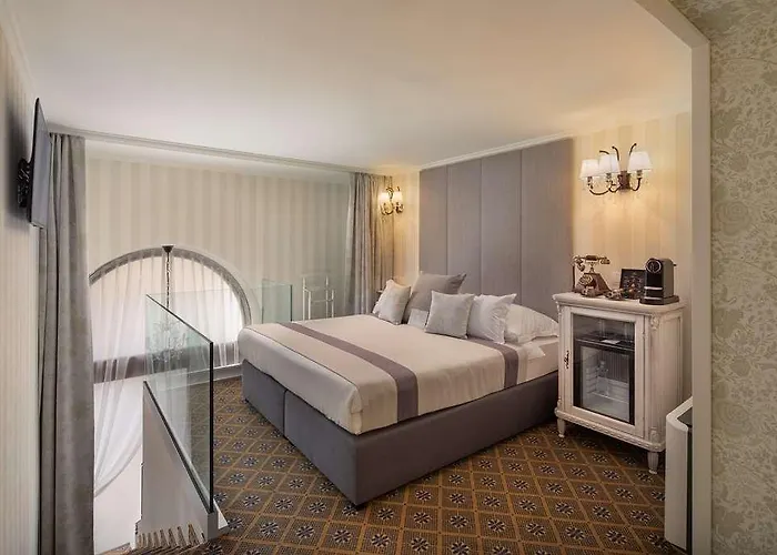 Mystery Budapest, Preferred & Szálloda 5*