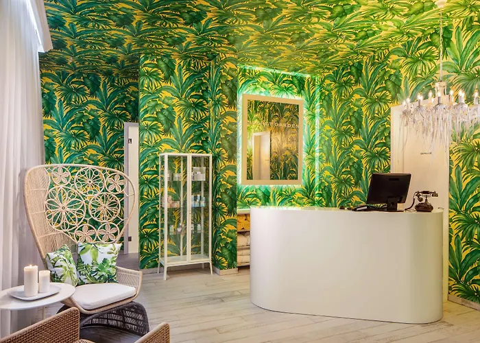 Mystery Budapest, Preferred & Hotel