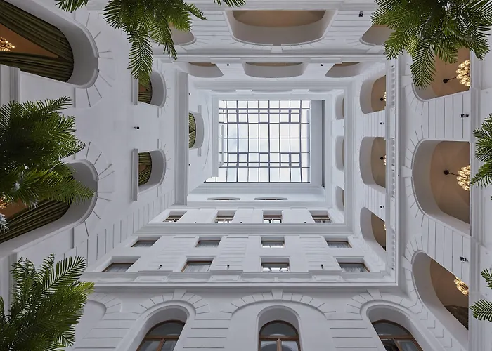 Hotel Mystery Budapest, Preferred &