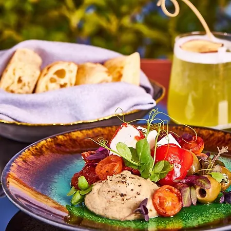 Mystery Budapest, Preferred & Otel Budapeşte