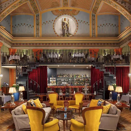 Mystery Budapest, Preferred & 5*