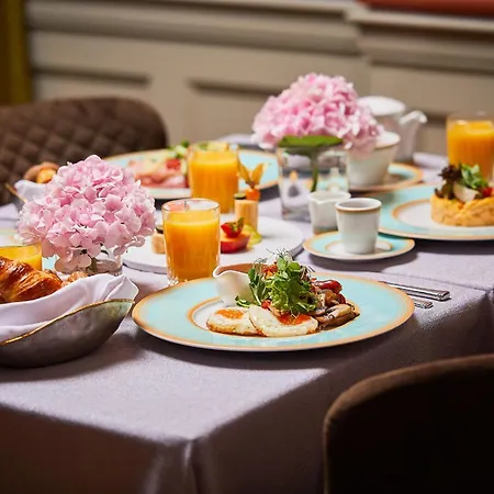 Hotell Mystery Budapest, Preferred & 5*